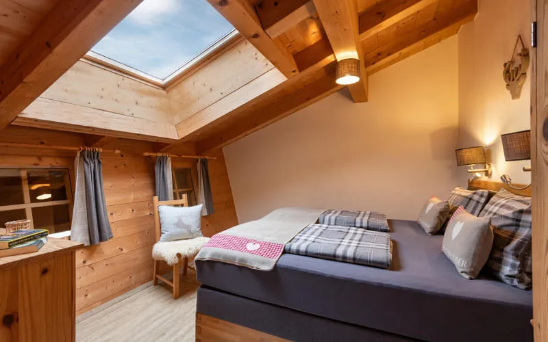 narzenhof_baernstetten_31_st_johann_12_2024_appartement_modern_alps_schlafzimmer.jpg