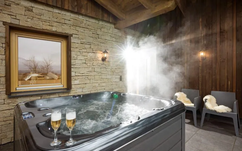 narzenhof_st_johann_chalet_seeblick_whirlpool.jpg
