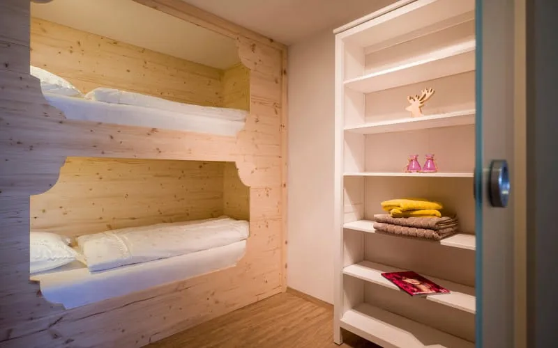 narzenhof_baernstetten_st_johann_stockbettzimmer.jpg