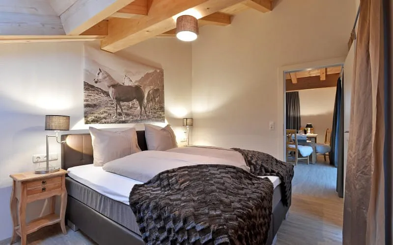 narzenhofstjohannbaernstettenschlafzimmer.jpg